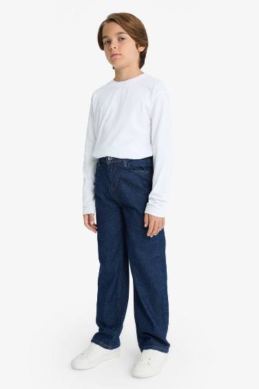Boy Wide Leg Straight Leg Jeans