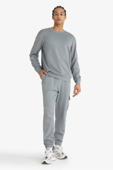 DeFactoFit Standart Fit Bisiklet Yaka Sporcu Sweatshirt