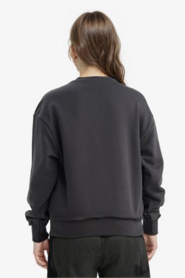 سويت شيرت اوفر سايز بياقة مستديرة