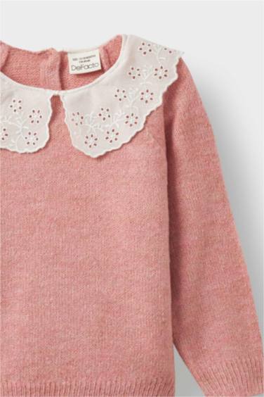 بلوفر قصة عادية بياقة كبيرة