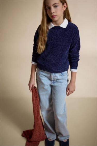Girl Regular Fit Crew Neck Pullover