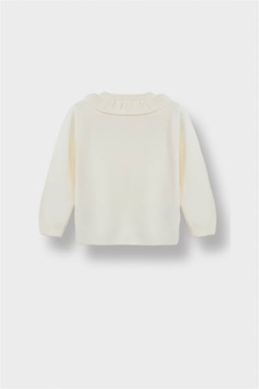 سترة قصة عادية بياقة مكشكشة