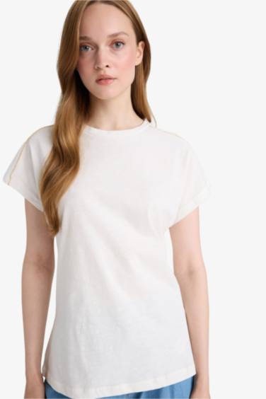 Woman Short Sleeve T-Shirt