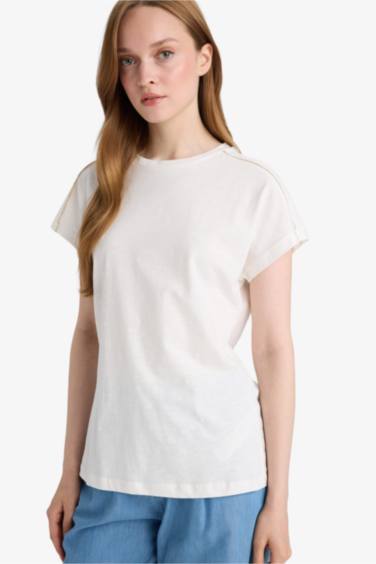 Woman Short Sleeve T-Shirt