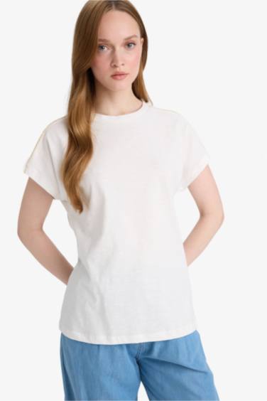 Woman Short Sleeve T-Shirt