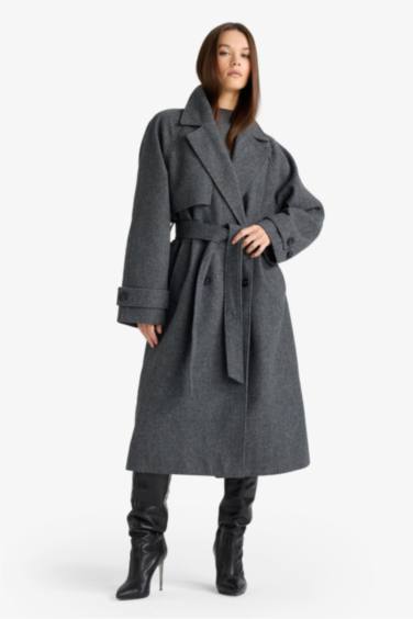 Afra x DeFacto Kuşaklı Cepli Uzun Kaşe Kaban