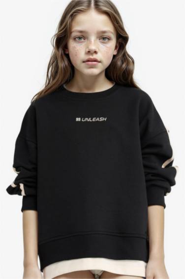 Girl Oversize Loose Fit Crew Neck Printed Sweatshirt