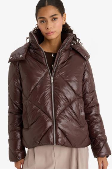 Doudoune imperméable à capuche Coupe régulière