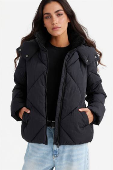 Водонепроницаемая куртка стандартного кроя с искусственным мехом