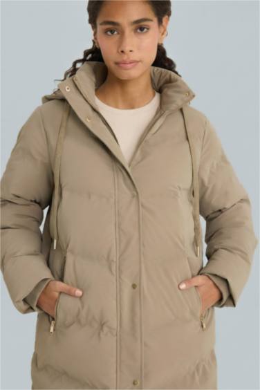 Regular Fit Kapüşonlu Fermuarlı Parka