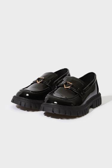 Детская обувь с высокой платформой для школьников