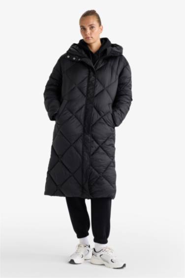 бас киімді Пальто