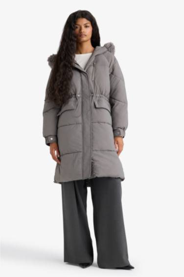 Su Geçirmez Regular Fit Kapüşonlu Fermuarlı Parka