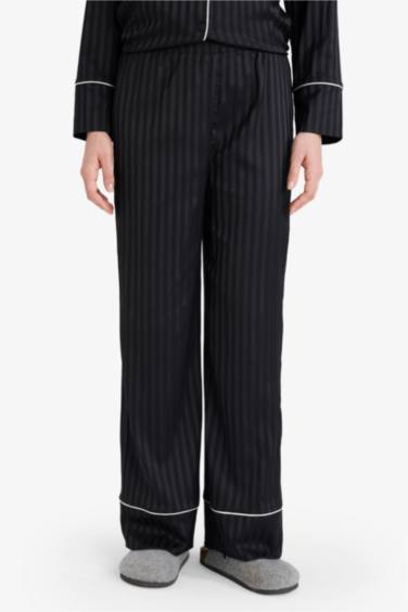 طقم بيجاما ستان قصة عادية كم طويل - قطعتين