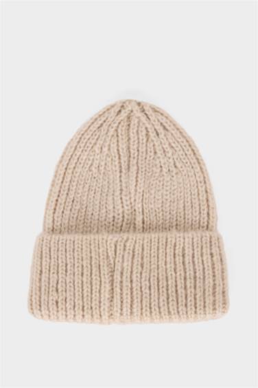 Шапка для женщин