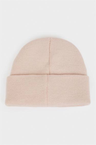 قبعة بيريه تريكو نسائي