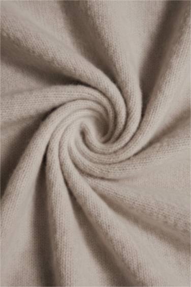 Pull en tricot col montant Oversize en laine mélangée