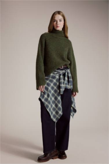 Wool Blend Turtleneck Oversize Fit Knit Pullover