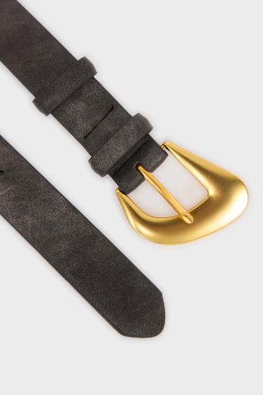 حزام جلد صناعي بمشبك كبير