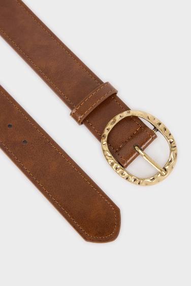 حزام جلد صناعي بمشبك كبير