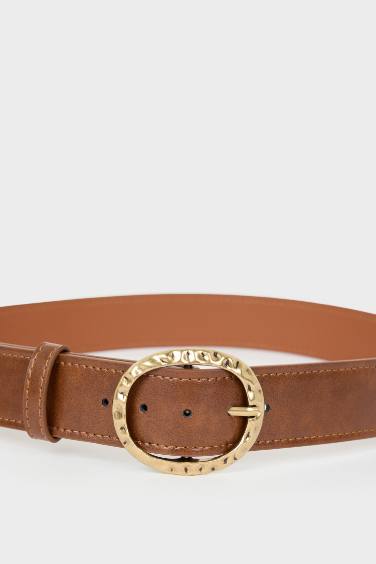 حزام جلد صناعي بمشبك كبير