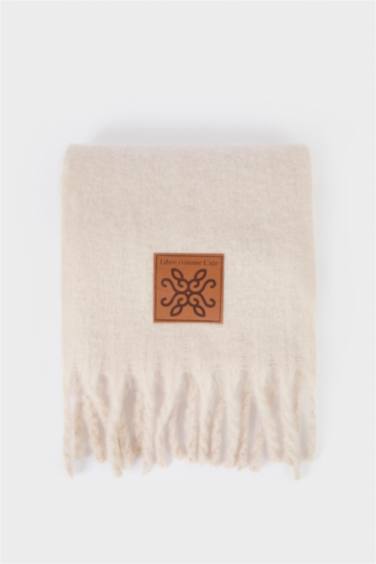 Woman Woven Label Scarf