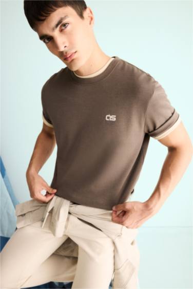 Regular Fit Bisiklet Yaka Baskılı Kısa Kollu Tişört