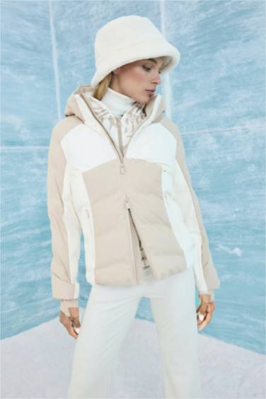 Waterproof Regular Fit Hooded Ski Jacket