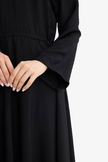 Relax Fit Crew Neck Low Shoulder Dress