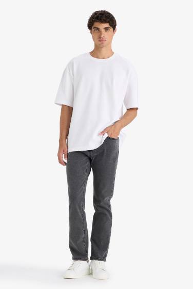 Jean droit à taille normale Coupe régulière