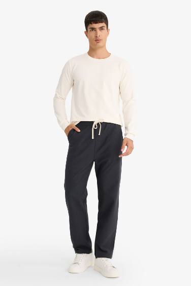 تيشيرت كم طويل سليم فيت ورقبة مستديرة