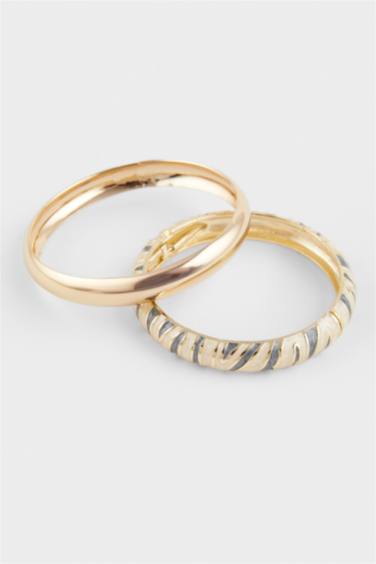 Woman 2 Piece Golden Bracelets