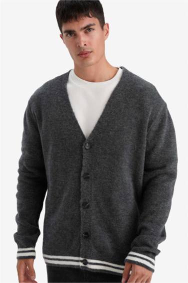 Relax Fit V-Neck Knitwear Cardigan