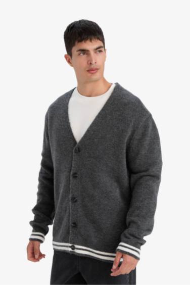 Relax Fit V-Neck Knitwear Cardigan