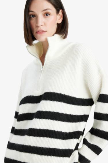 Relax Fit Half-Zip Knit Pullover
