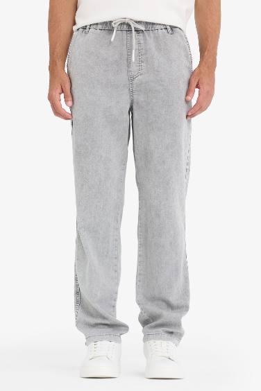 Wide Leg Elastic Waist Jeans