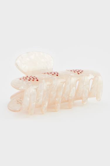 مشبك شعر بتأثير صدفي بنقش قلوب نسائي