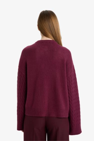 Relaxed Fit Round Neck Knit Cardigan