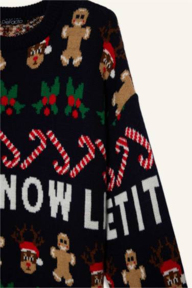 سترة تريكو بياقة دائرية وطبعة كريسماس