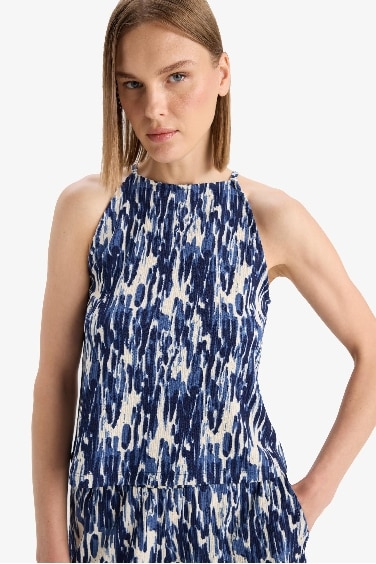 Regular Fit Crew Neck Crepe Blouse