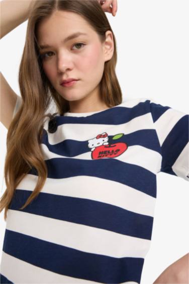 Woman Short Sleeve T-Shirt