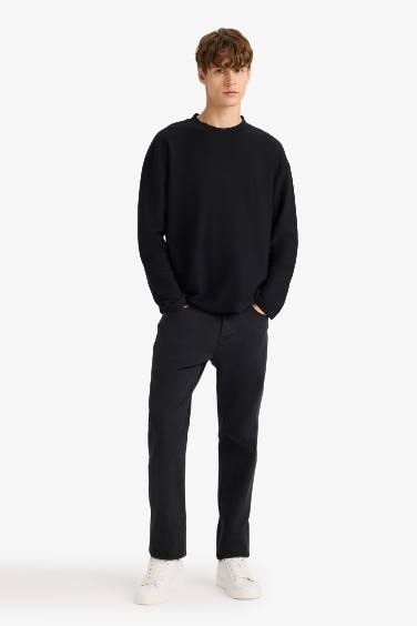 Boxy Fit Crew Neck Soft Fabric Basic Sweatshirt