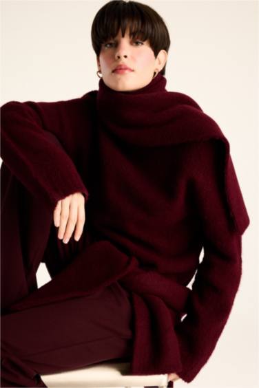 بلوز صوف قصة عادية بنص ياخة مدورة