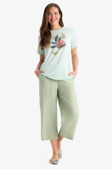 تيشيرت نص كم مطبوع بياخة مستديرة وقصة عادية