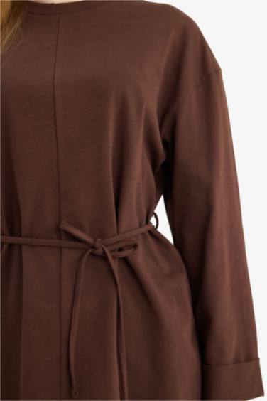 تونيكة كم طويل قصة فضفاضة برقبة مستديرة