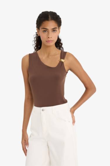 Slim Fit One Shoulder with Accessory Detail Blouse