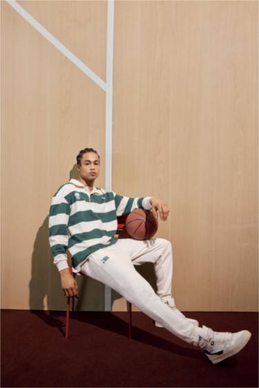 NBA Milwaukee Bucks Boxy Fit Polo Yaka Sweatshirt