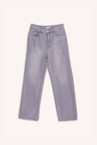 بنطرون جينز وايد ليج برجل عادي