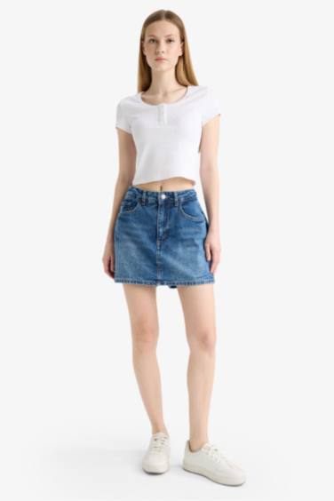 Fitted Round Neck Ribbed Camisole White T-Shirt