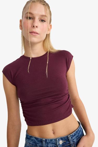 تيشيرت نص ردن سليم فيت مخصر